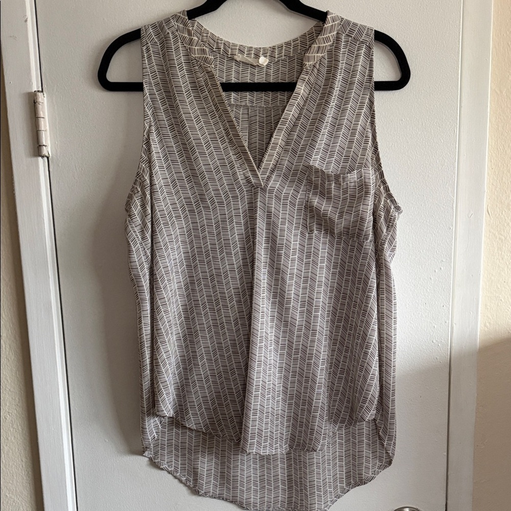 Lush Gray and White Patterned Sleeveless Blouse
